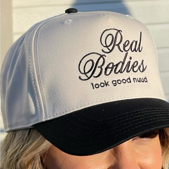 nuuds Real Bodies Look Good Nuud Cream and Black Hat - Picture 1 of 4